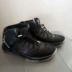 AIR JORDAN XXXI ASW SIZE 9 GENTLY WORN